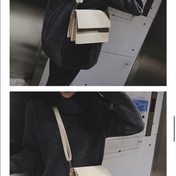 New Ivory Pink Messenger Bag - Picture 2 of 7